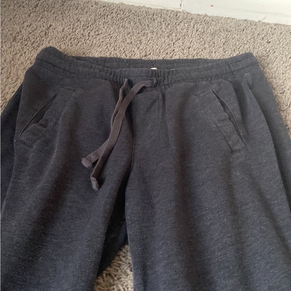 Joggers - Picture 2 of 3